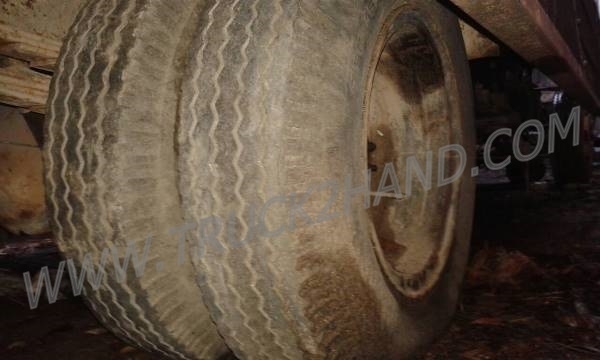 ขายยกชุด 2 คัน รถบรรทุก 6 ล้อ HINO KM777และรถบรรทุก 6 ล้อ HINO FB113