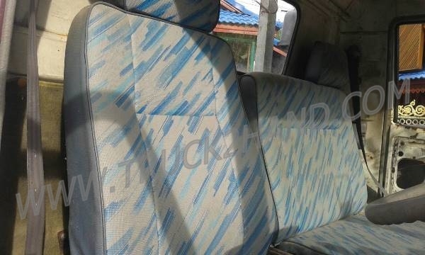 ขายยกชุด 2 คัน รถบรรทุก 6 ล้อ HINO KM777และรถบรรทุก 6 ล้อ HINO FB113