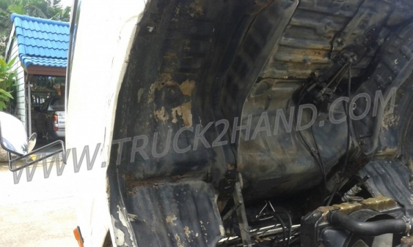 ขายยกชุด 2 คัน รถบรรทุก 6 ล้อ HINO KM777และรถบรรทุก 6 ล้อ HINO FB113