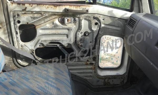 ขายยกชุด 2 คัน รถบรรทุก 6 ล้อ HINO KM777และรถบรรทุก 6 ล้อ HINO FB113