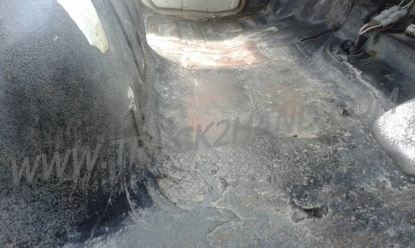 ขายยกชุด 2 คัน รถบรรทุก 6 ล้อ HINO KM777และรถบรรทุก 6 ล้อ HINO FB113