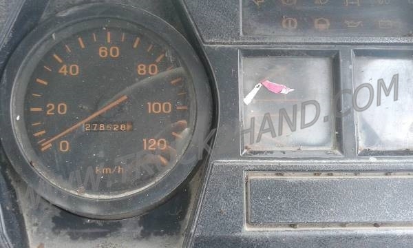 ขายยกชุด 2 คัน รถบรรทุก 6 ล้อ HINO KM777และรถบรรทุก 6 ล้อ HINO FB113