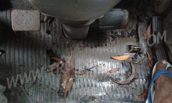 ขายยกชุด 2 คัน รถบรรทุก 6 ล้อ HINO KM777และรถบรรทุก 6 ล้อ HINO FB113