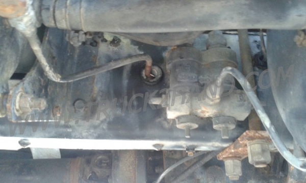 ขายยกชุด 2 คัน รถบรรทุก 6 ล้อ HINO KM777และรถบรรทุก 6 ล้อ HINO FB113