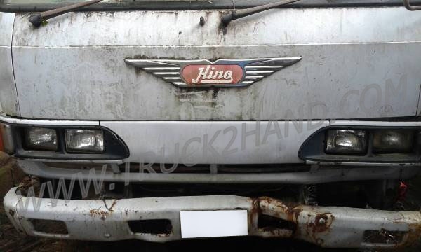 ขายยกชุด 2 คัน รถบรรทุก 6 ล้อ HINO KM777และรถบรรทุก 6 ล้อ HINO FB113