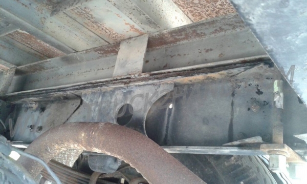 ขายยกชุด 2 คัน รถบรรทุก 6 ล้อ HINO KM777และรถบรรทุก 6 ล้อ HINO FB113