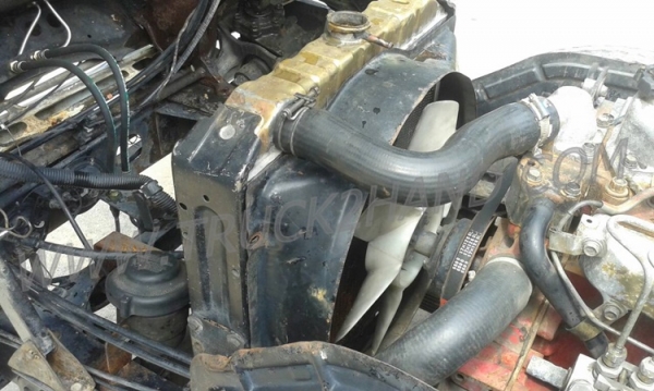 ขายยกชุด 2 คัน รถบรรทุก 6 ล้อ HINO KM777และรถบรรทุก 6 ล้อ HINO FB113