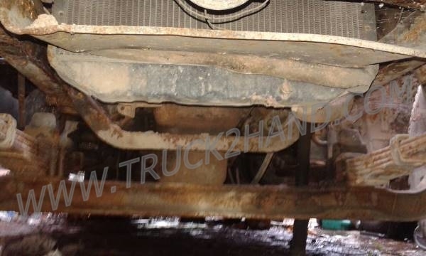 ขายยกชุด 2 คัน รถบรรทุก 6 ล้อ HINO KM777และรถบรรทุก 6 ล้อ HINO FB113