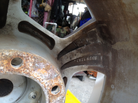 ขายแม็กเก่าญี่ปุ่น แม็กลายวีไอพี