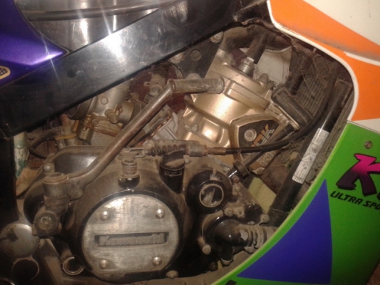 ขายด่วนๆๆ KR150 เสื้อทอง สวยๆ ขายด่วนๆๆ KR150 เสื้อทอง สวยๆ