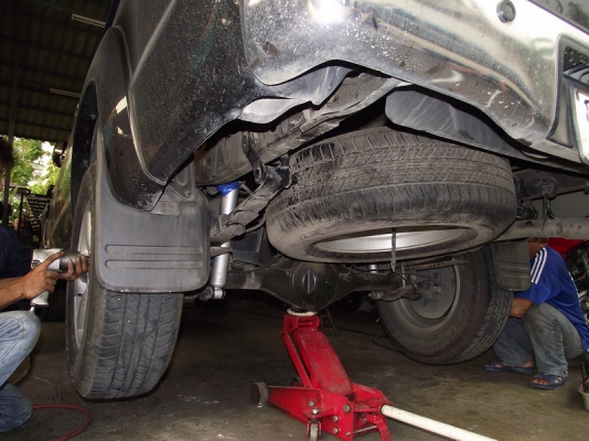 โช๊คอัพรถกระบะ Vigo by Shock Profender โช๊คอัพรถกระบะ Vigo by Shock Profender