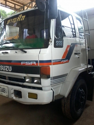 10ล้อดั้มพ์ ISUZU 175แรงม้า รถสวย สาดสีใหม่ เครื่องดี คัทซีสวย พร้อมใช้งาน เล่มพร้อม.. 087-2976734