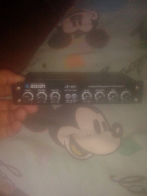 ขายปรี 4 แบน คับ ราคาพร้อมส่งเลยคับ