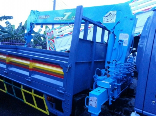 รถอีซูซุ 6 ล้อ ติดเครน 3 ตัน. NQR 120 แรงม้า. ปี 43 ( ฝาขาว ) สนใจติดต่อ 081 - 6079515 รถอีซูซุ 6 ล้อ ติดเครน 3 ตัน. NQR 120 แรงม้า. ปี 43 ( ฝาขาว ) สนใจติดต่อ 081 - 6079515