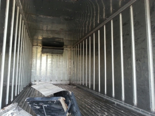 ขาย ตู้เย็น ( มีเครื่องทำความเย็น ) สนใจติดต่อ 081 - 6079515 ขาย ตู้เย็น ( มีเครื่องทำความเย็น ) สนใจติดต่อ 081 - 6079515