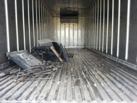 ขาย ตู้เย็น ( มีเครื่องทำความเย็น ) สนใจติดต่อ 081 - 6079515 ขาย ตู้เย็น ( มีเครื่องทำความเย็น ) สนใจติดต่อ 081 - 6079515