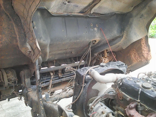 ขายหกล้อดั้มพ์ อีซูสุNPR59LU5M-115 ปี36 Fหน้าหลังสภาพพร้อมใช้