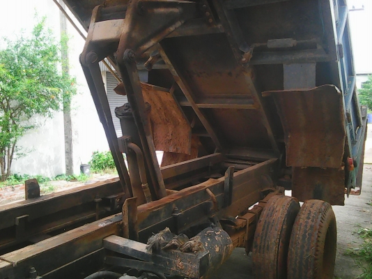 ขายหกล้อดั้มพ์ อีซูสุNPR59LU5M-115 ปี36 Fหน้าหลังสภาพพร้อมใช้