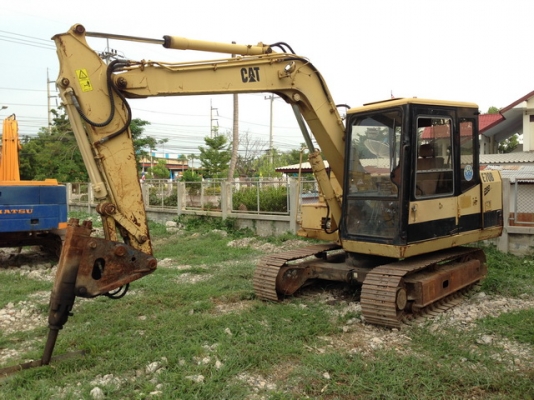 รถแบคโฮ CATERPILLAR E70B เก่าญี่ปุ่นแท้ ใส่หัวกระแทก