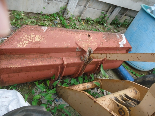 ขายด่วนรถตักเอวอ่อนFURUKAWAเครือง4สูบ2เพลาโฟวีล4WD