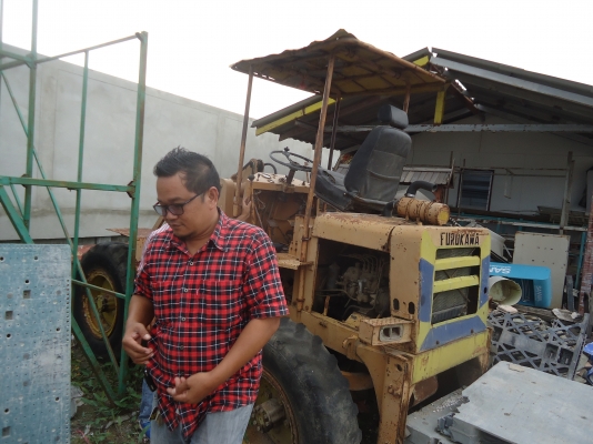 ขายด่วนรถตักเอวอ่อนFURUKAWAเครือง4สูบ2เพลาโฟวีล4WD