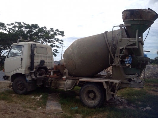 ขายรถโม่ปูนหกล้อ 2.5 คิว