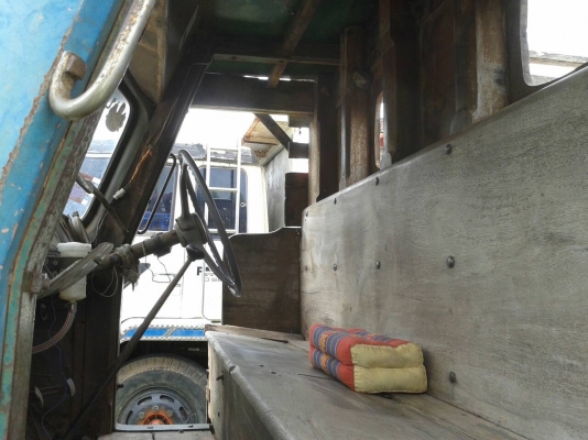 ขาย6ล้อหน้ายาวบรรทุกอ้อยTX120สภาพพร้อมใช้งาน ภาษีทะเบียนเต็ม กระบะคอกไม้ ขาย6ล้อหน้ายาวบรรทุกอ้อยTX120สภาพพร้อมใช้งาน ภาษีทะเบียนเต็ม กระบะคอกไม้