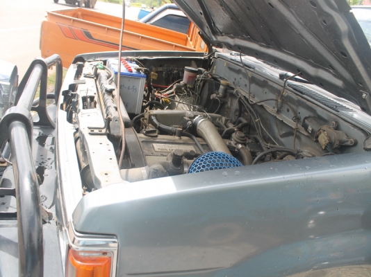 นิสสัน บิ้กเอ็มแค็ปยกสูงลงเล่มแล้วชุดโอนครบภาษีเต็มถึงปี58