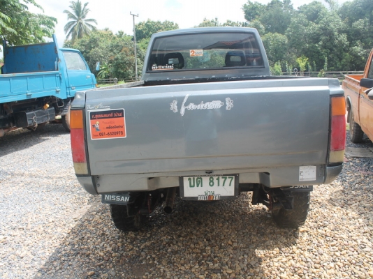 นิสสัน บิ้กเอ็มแค็ปยกสูงลงเล่มแล้วชุดโอนครบภาษีเต็มถึงปี58