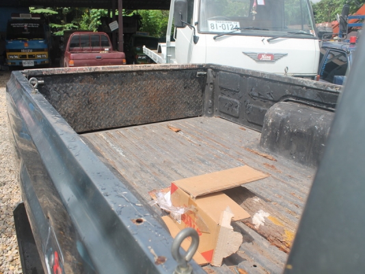 นิสสัน บิ้กเอ็มแค็ปยกสูงลงเล่มแล้วชุดโอนครบภาษีเต็มถึงปี58