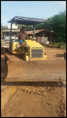 ขายด่วน!!! แทรคเตอร์ สภาพสวยๆ ขายด่วน!!! แทรคเตอร์ สภาพสวยๆ