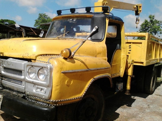 ขายรถสิบล้อดรั้มหัวยาวเครือง140แรงมีปั้มลมไมมีทะเบียน