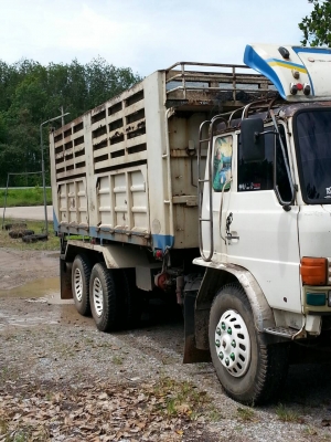 HINO F18 มีระบบพ่วง HINO F18 มีระบบพ่วง