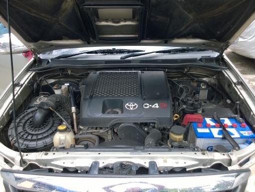 ขาย Toyota Fortuner ปี2006 เครื่อง 3.0 V Auto 4WD มือเดียว ไม่มีชนน้ำไม่ท่วม ตู้แอร์เพิ่งเปลี่ยน ทั้งตู้หน้า-หลัง เข้าศูนย์เช็คตลอดครับ