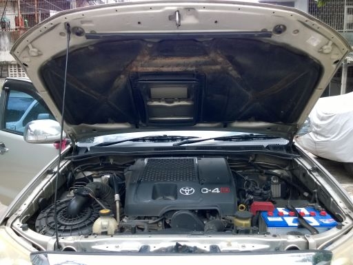 ขาย Toyota Fortuner ปี2006 เครื่อง 3.0 V Auto 4WD มือเดียว ไม่มีชนน้ำไม่ท่วม ตู้แอร์เพิ่งเปลี่ยน ทั้งตู้หน้า-หลัง เข้าศูนย์เช็คตลอดครับ