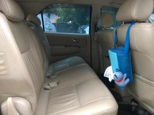 ขาย Toyota Fortuner ปี2006 เครื่อง 3.0 V Auto 4WD มือเดียว ไม่มีชนน้ำไม่ท่วม ตู้แอร์เพิ่งเปลี่ยน ทั้งตู้หน้า-หลัง เข้าศูนย์เช็คตลอดครับ