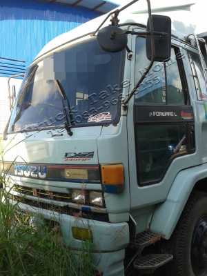 ISUZU คัซซี 210 เครื่องเปลี่ยน 240 ค่ะ