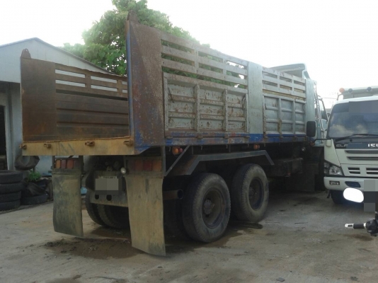 ISUZU คัซซี 210 เครื่องเปลี่ยน 240 ค่ะ