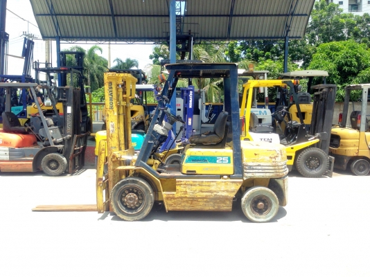 -:-*&bull;*ข า ย ร ถ ย ก เ ก่ า น อ ก*&bull;*-:-KOMATSU FD25-11 เครื่องดีเซล เสา3เมตร รถนอกนำเข้า สนใจติดต่อ098-329-9549/083-062-0223