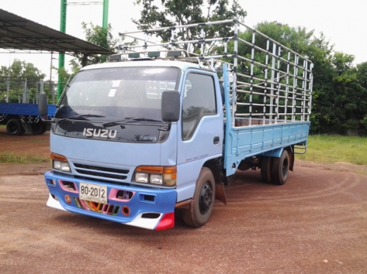 ขายด่วน กระบะบรรทุก Isuzu NPR 120 ยาว 5 เมตร ราคา 560000