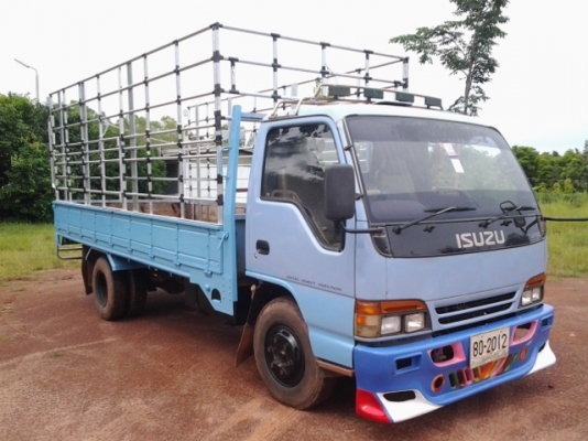 ขายด่วน กระบะบรรทุก Isuzu NPR 120 ยาว 5 เมตร ราคา 560000