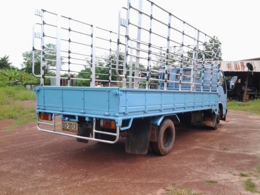 ขายด่วน กระบะบรรทุก Isuzu NPR 120 ยาว 5 เมตร ราคา 560000