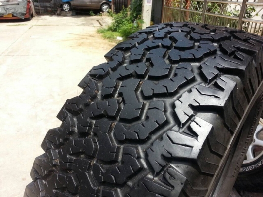 ขายยาง BF 31 x 10.5 x 15 ปี 10 ขายยาง BF 31 x 10.5 x 15 ปี 10