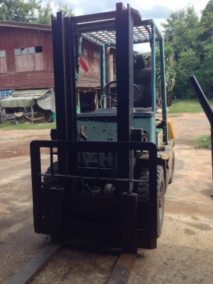 ขายรถ โฟล์คลิฟท์ Forklift  toyota ยก2ตัน สูง3เมตร สภาพสวย