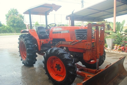 ขายรถไถ Kubota M5000 (4WD) พร้อมดันหน้า