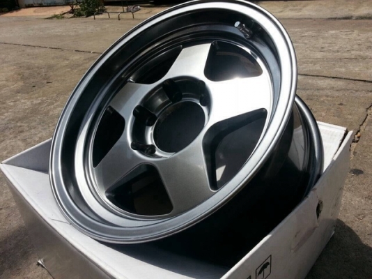 ล้อ  Bradley  8 x 16  สีไฮเปอร์ซิลเวอร์ - แบล็คโครเมี่ยม