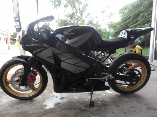 ขาย cbr400 ทะเบียนแท้ 43000 ขาย cbr400 ทะเบียนแท้ 43000