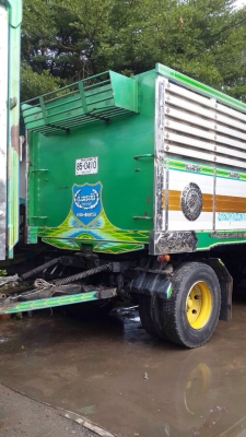 ขายรถพ่วงแม่2คานหน้า ลูก3คานยัด กะบะปิเนียมดั้ม เครื่องยนต์270 2เพลา