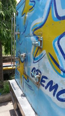 ขายตู้ห้องเย็นพร้อมเครื่องทำความเย็นสำหรับแช่แข็งราคาใบละ 40,000 บาท