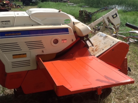 รถนวดข้าวkubota สภาพดี ราคาไม่แพง รถนวดข้าวkubota สภาพดี ราคาไม่แพง